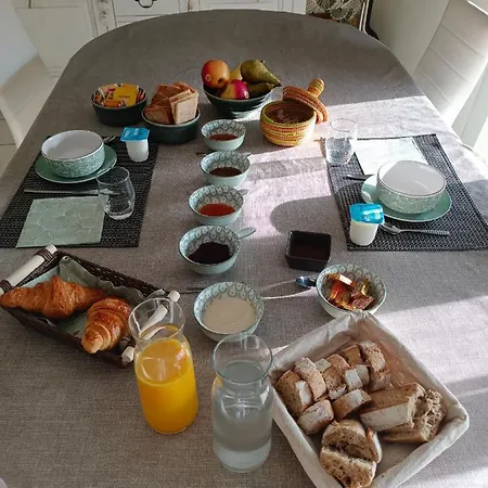 Alojamento de Acomodação e Pequeno-almoço La Maison Des Roses Chadrac